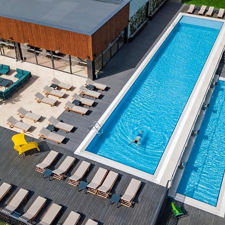 New Sairme Hotel Exterior photo